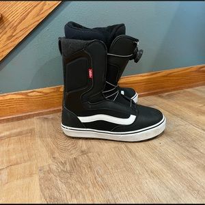 Vans Aura OG snowboard boots